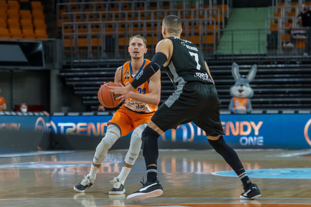 通过这个滤 通过这个滤