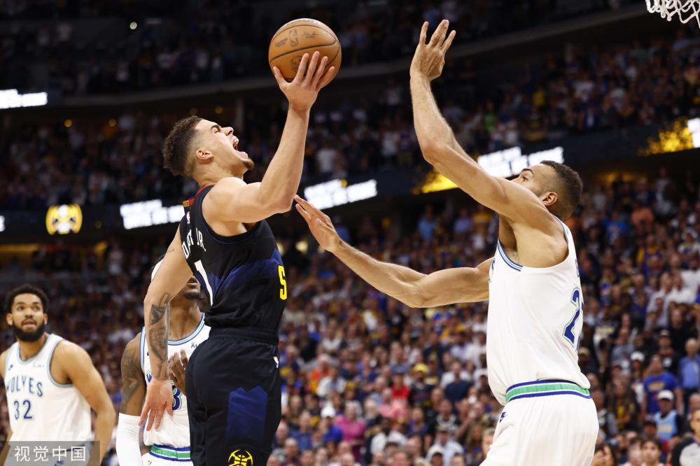 捉襟见肘 捉襟见肘