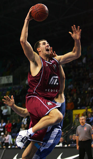 三双表现 三双表现