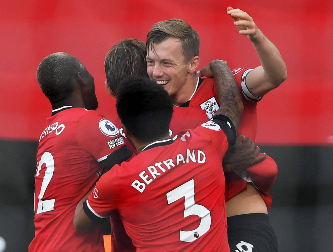 一次前场丢 一次前场丢